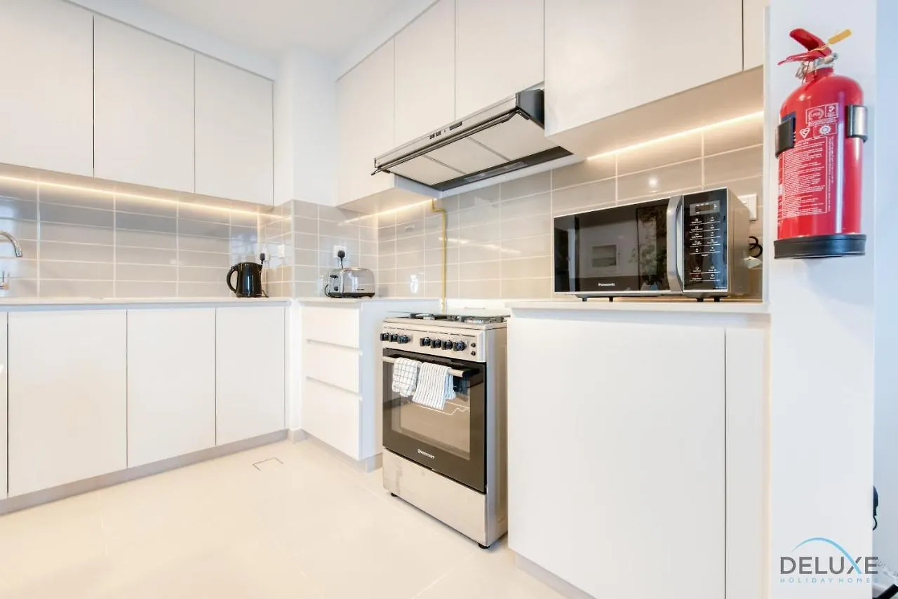 Fancy 2Br At Hayat Boulevard 2A Town Square By Deluxe Holiday Home Dubaj 0*,